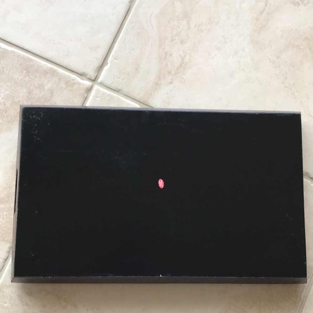 Serving/decorative tray with handles - Picture 12 of 16